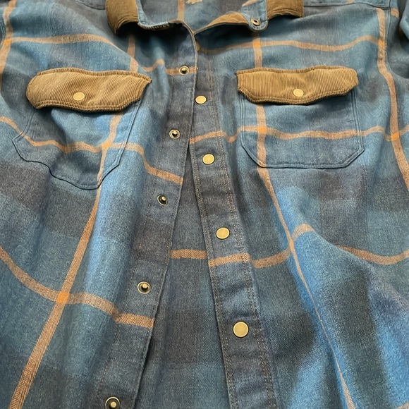 KUHL Men’s Snap Button Shirt Size XL - Picture 7 of 9